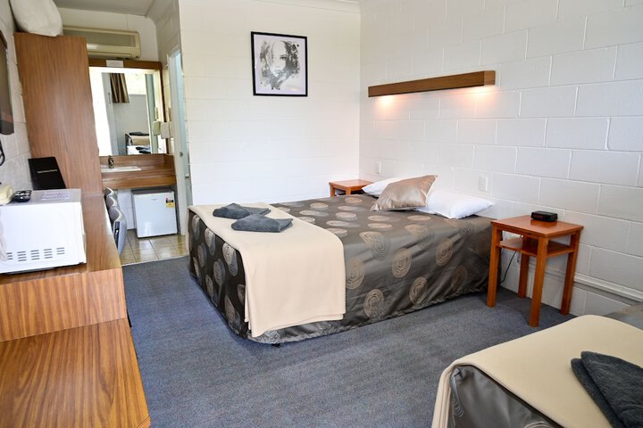 Room 18 of 60