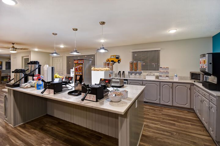 Breakfast area