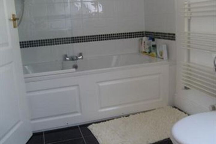 Room 5 of 23