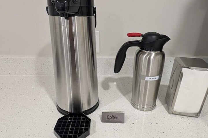 Breakfast/Coffee Service 81 of 103