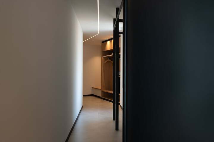Room 10 of 57