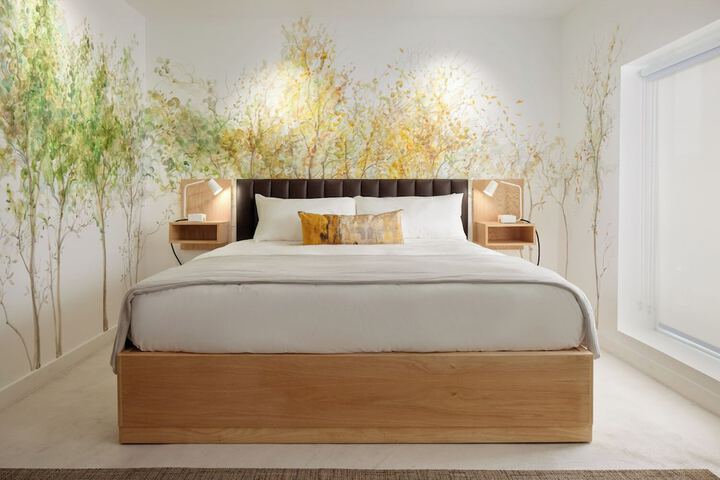 Room 12 of 21