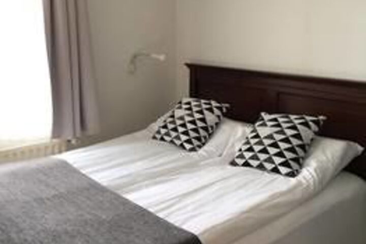 Room 14 of 49