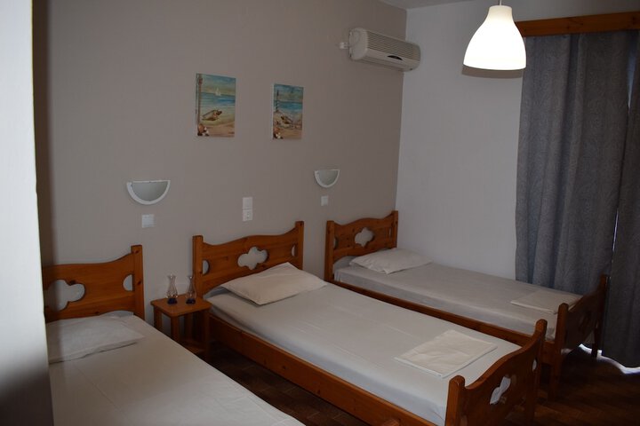Room 3 of 36