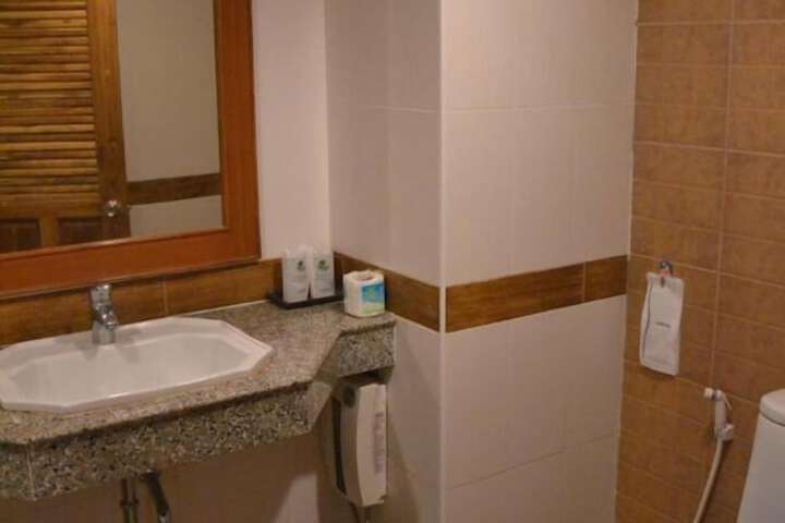Room 19 of 58