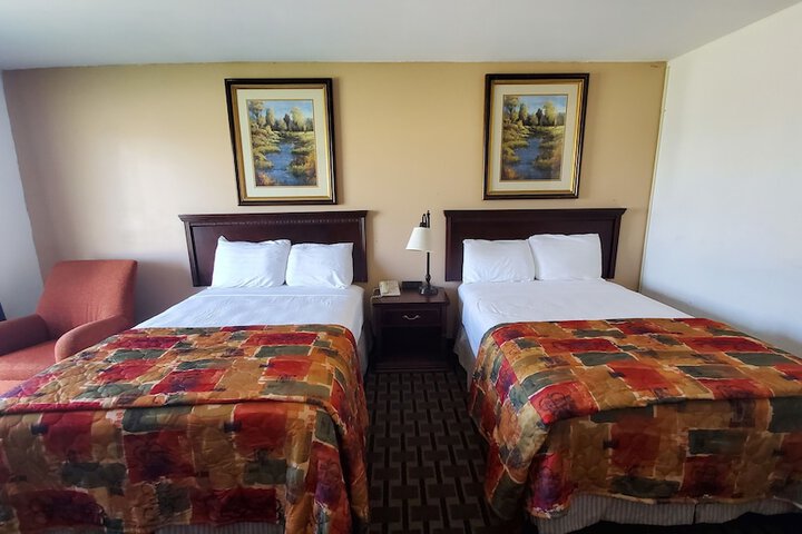 Room 5 of 19