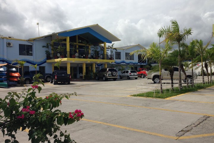Hotel Costa Azul County Beach