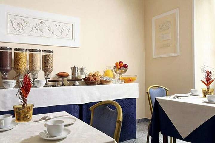 Dining 87 of 111
