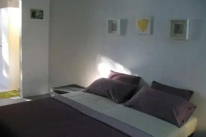 Room 3 of 14