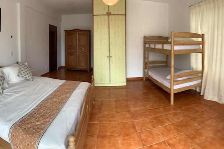 Room 3 of 26