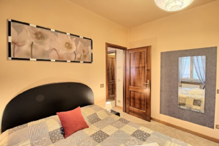 Room 360 of 528