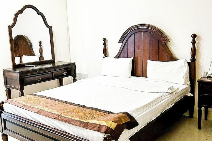 Room 28 of 50
