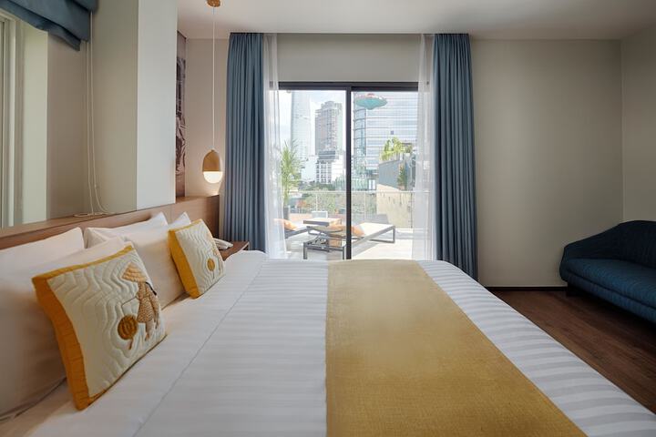 Room 14 of 72