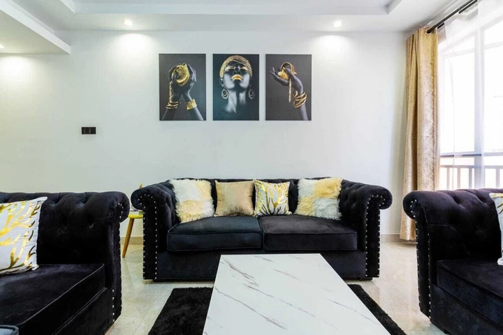 Room 12 of 28