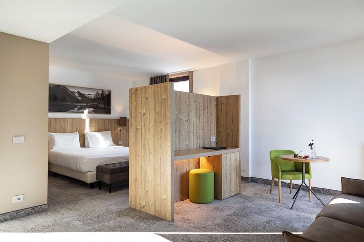 Room 16 of 57