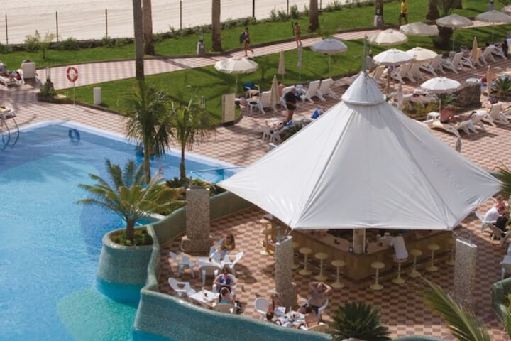 Pools & Facilities