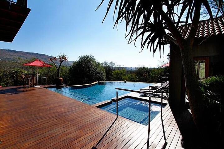 Pool 37 of 62