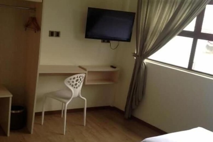 Room 21 of 43