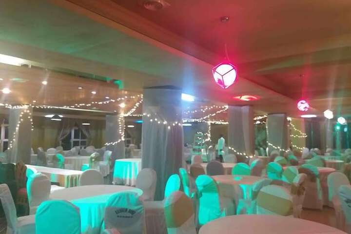 Ballroom/Hall 41 of 54