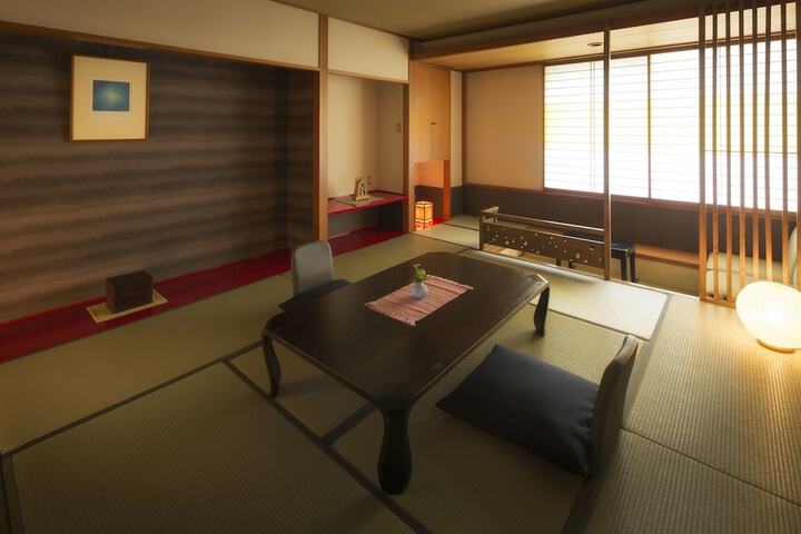 Room 21 of 61