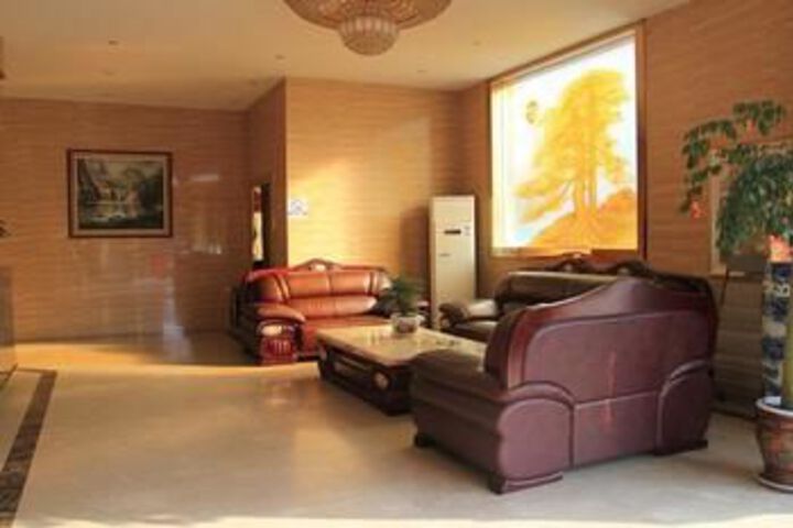 Hotel Interior 24 of 28