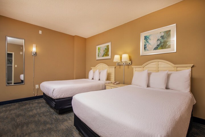 1 Bedroom Suite Murphy Bed Ocean View (65 of 70)
