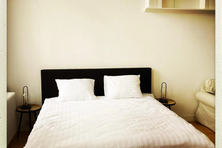 Room 4 of 14
