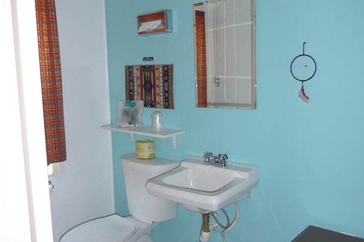 Room 35 of 64