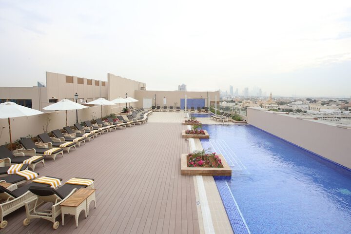 Pool 68 of 116