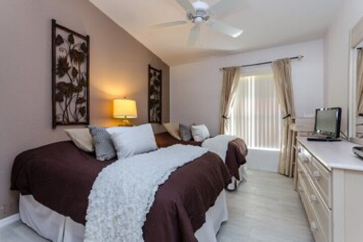 Room 20 of 25