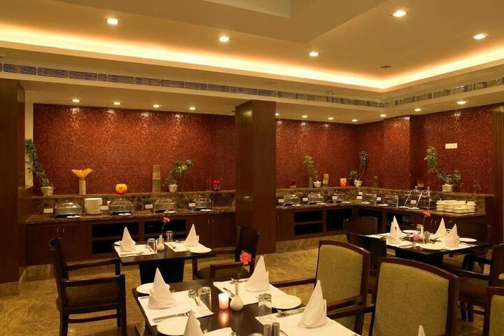 Dining Photos