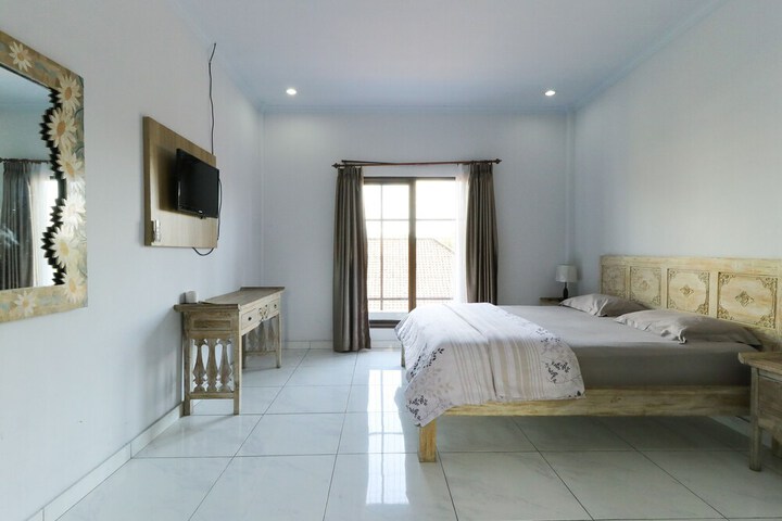 Room 3 of 31