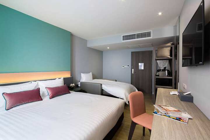 Room 16 of 46
