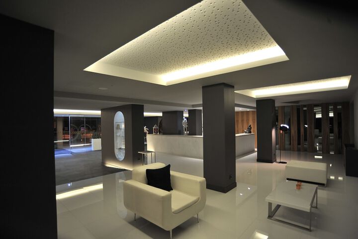Hotel Lobby