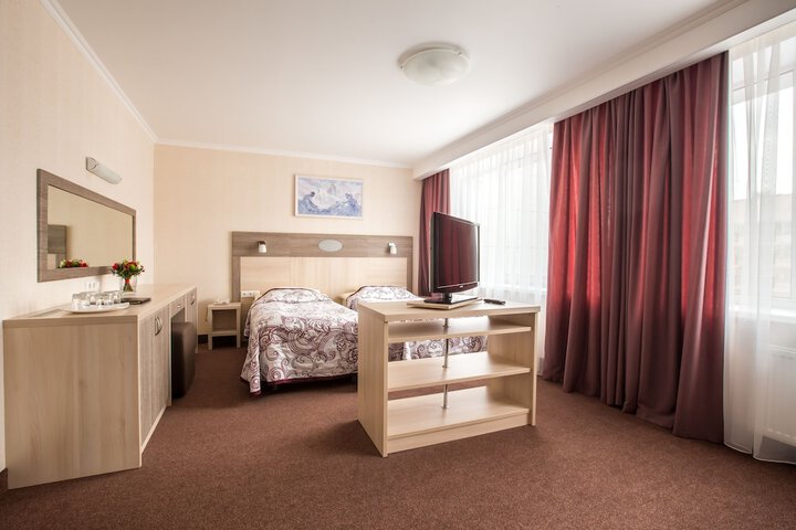 Room 17 of 60