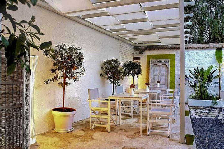 Terrace/Patio 21 of 40