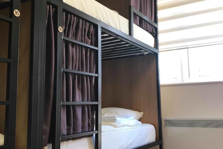 Room 7 of 13