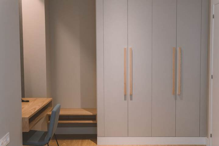 Room 16 of 63