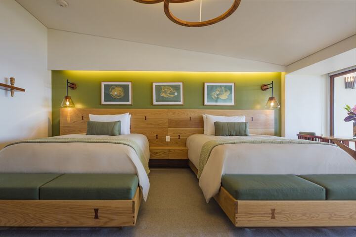 Room 28 of 192