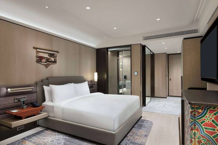 Room 26 of 68