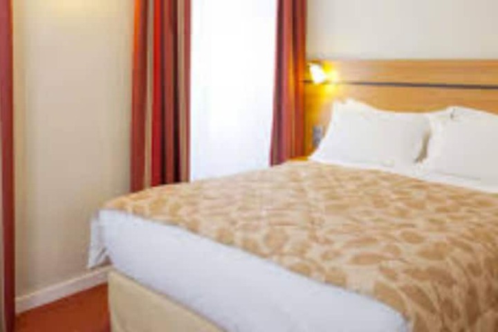 Room 5 of 29