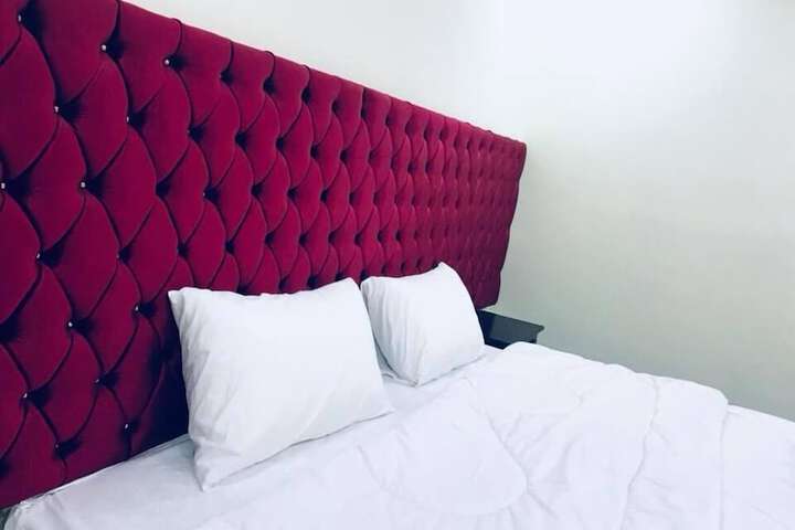 Room 7 of 34