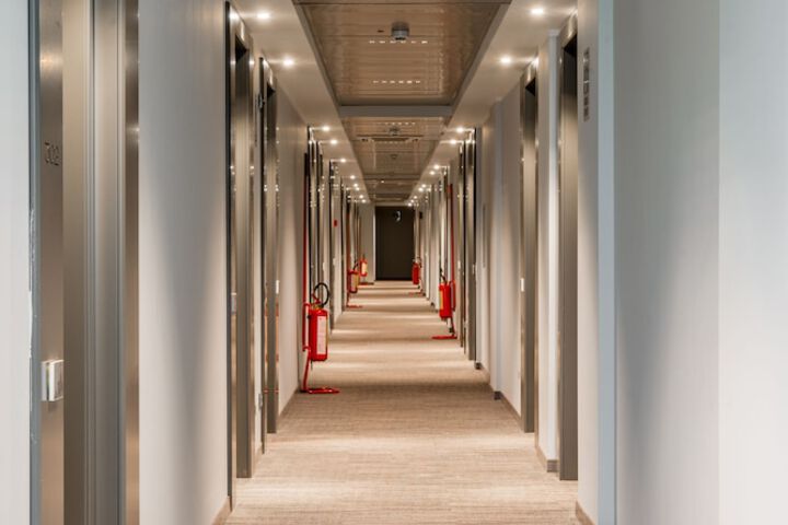 Ballroom/Hall 42 of 52