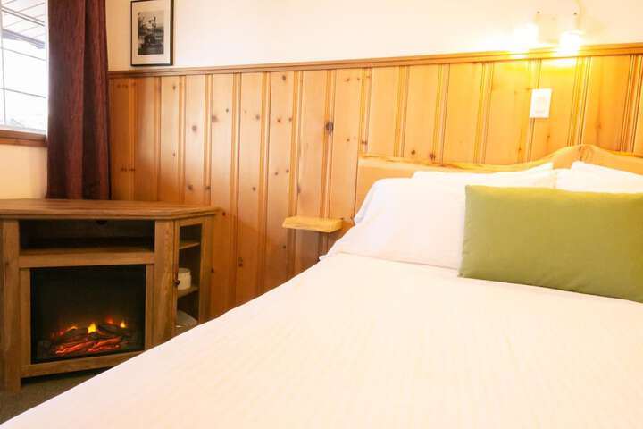 Room 12 of 43