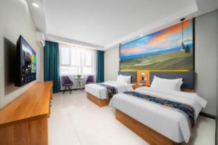 Room 17 of 19