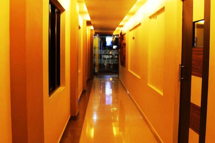 Hotel Interior 4 of 169