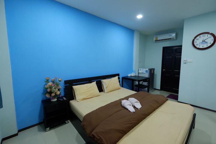 Room 7 of 20
