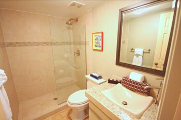 Room 4 of 27