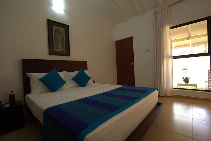 Room 4 of 29