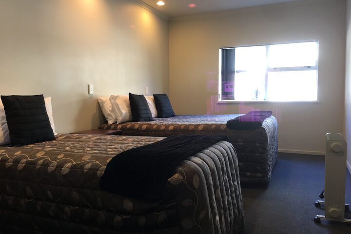 Room 37 of 54